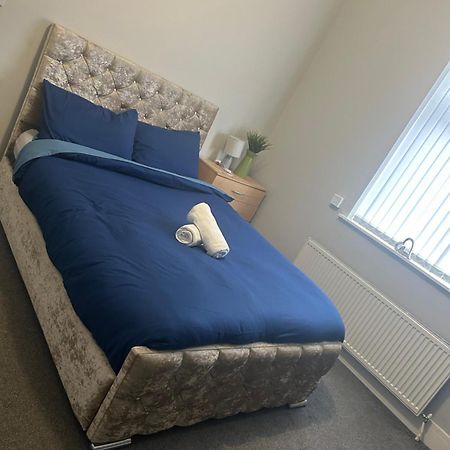 Brunswick Place Xxx Stoke-on-Trent Экстерьер фото